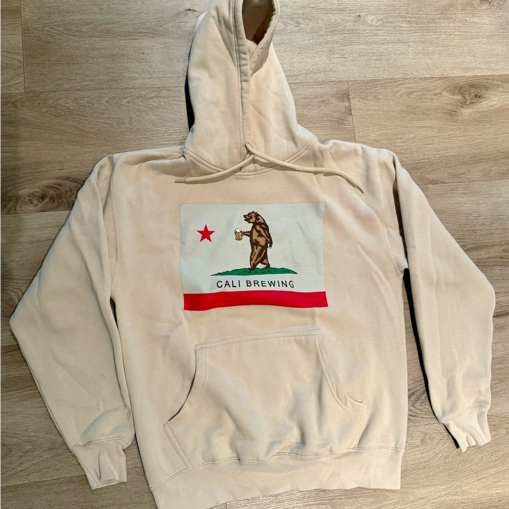 California brewing hoodie. Size M unisex